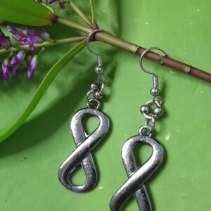 earrings featuring infinity sign piece